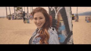 Tiffany reprend son tube "I Think We're Alone Now", 32 ans après...